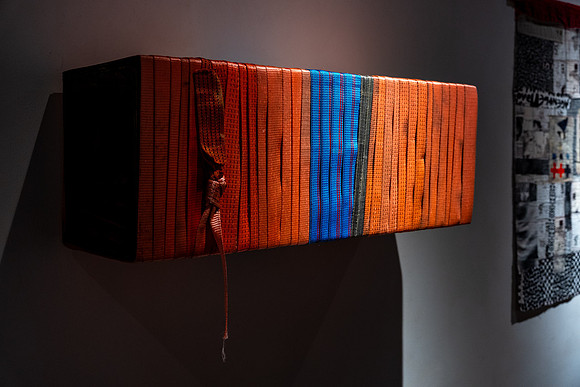0137 Kai Lin Art OBJECTS-VAL02757