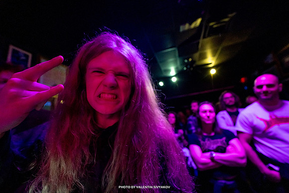 OFF Stage Bastardan Klept Dart at Smiths Olde Bar Photo By Valentin Sivyakov-VAL08999