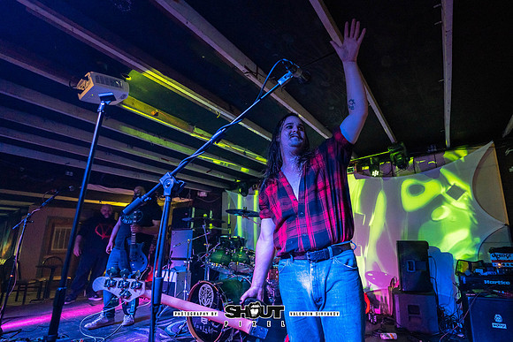 Obvious Liars at The Wormhole photography by Valentin Sivyakov-VAL03834