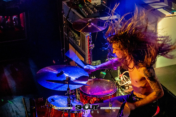 037-Seven Year Witch at Victory North Savannah photo by Valentin Sivyakov