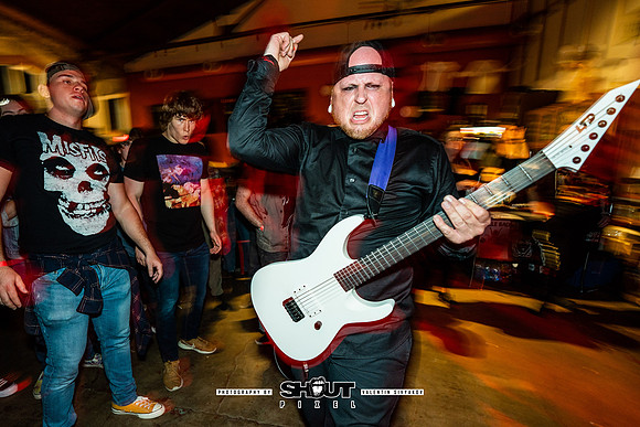 0087-Guns to Gallows at AURA Fest-0092-VAL00303