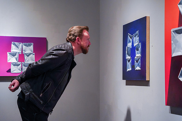 KAI LIN Art show Paper Boxes by Kevin Palme-photography by Valentin Svyakov_SM_VAL07825