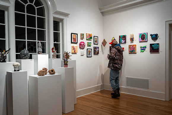 Little Things Show at Swan Coach House Gallery photography by Valentin Sivyakov-VAL09094