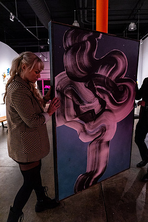 0421 KAI LIN ART MARBEL show VAL09592