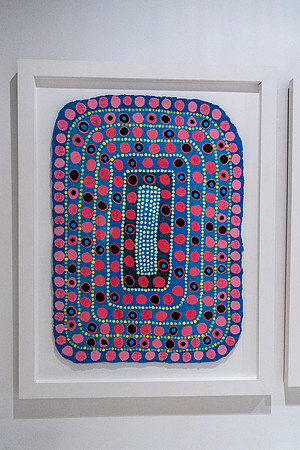 0446 KAI LIN ART MARBEL show VAL09652
