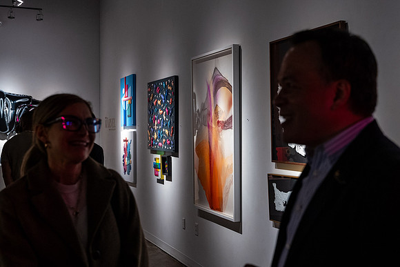 0463 KAI LIN ART MARBEL show VAL09680