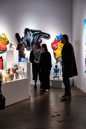 0487 KAI LIN ART MARBEL show VAL09730