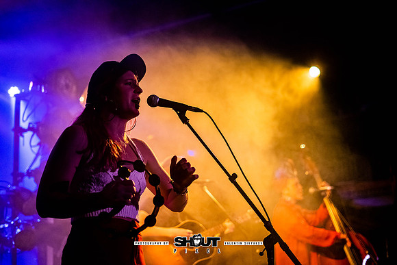 Rainbow Girls Twin Twangler Tour photo by Valentin Sivyakov