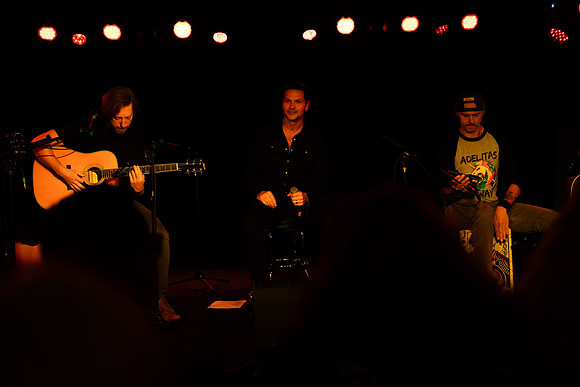 0033-Adelitas-Way-Center-Stage-Theater-ATL-VAL03383