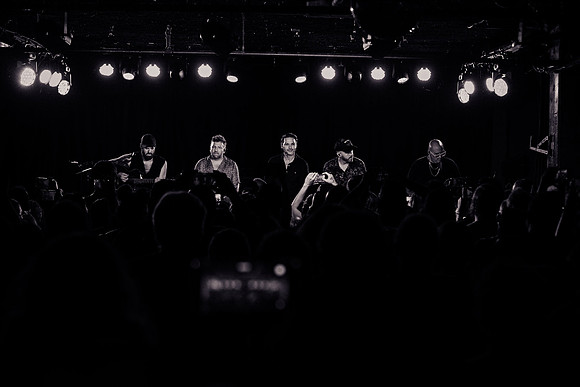 0087-Adelitas-Way-Center-Stage-Theater-ATL-BW-VAL04307