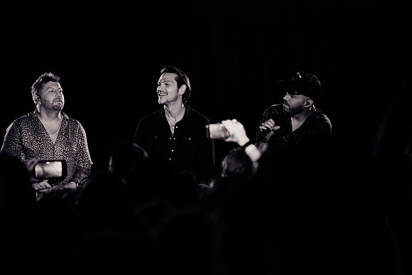 0098-Adelitas-Way-Center-Stage-Theater-ATL-BW-VAL04384