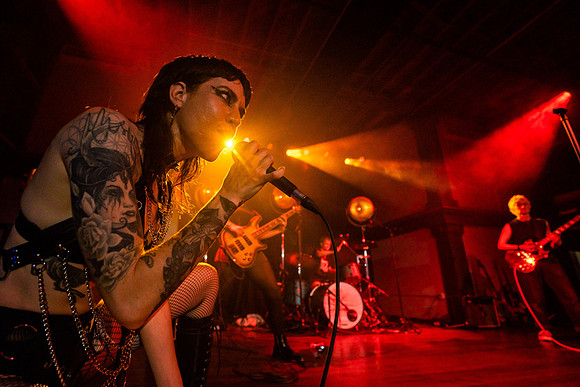 MAXINES at Howls of the Sirens Victory North photography by Valentin Sivyakov-VAL06924