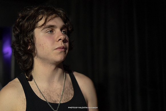 OFF Stage Bastardan Klept Dart at Smiths Olde Bar Photo By Valentin Sivyakov-VAL01390