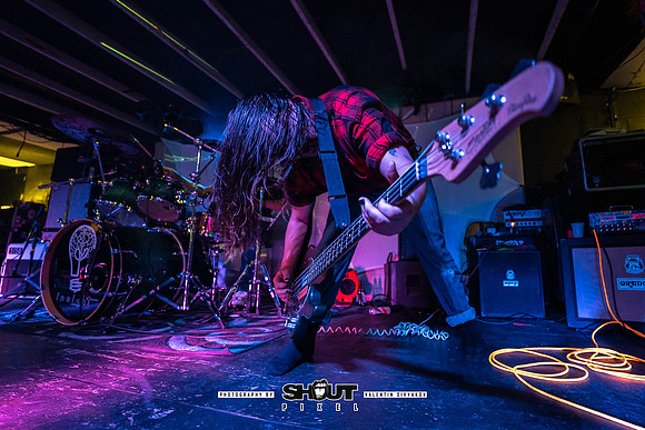 Obvious Liars at The Wormhole photography by Valentin Sivyakov-VAL03759