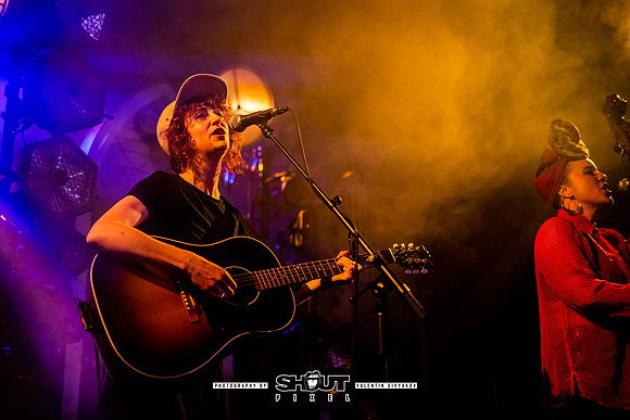 Rainbow Girls Twin Twangler Tour photo by Valentin Sivyakov
