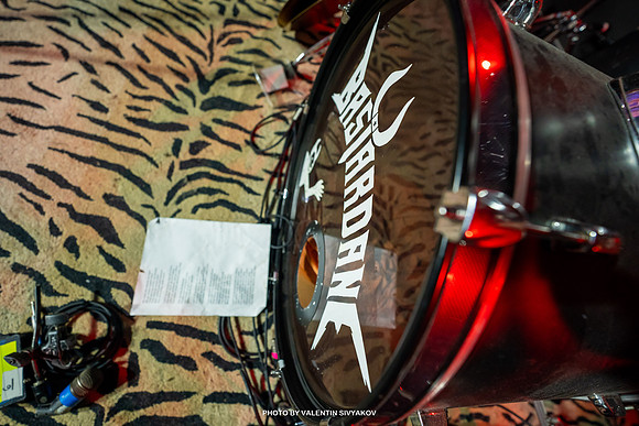 OFF Stage Bastardan Klept Dart at Smiths Olde Bar Photo By Valentin Sivyakov-VAL01159
