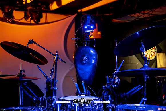 0120-Off-stage Captured by Robots show at Wormhole, Savannah, GA photo by Valentin Sivyakov-VAL05015