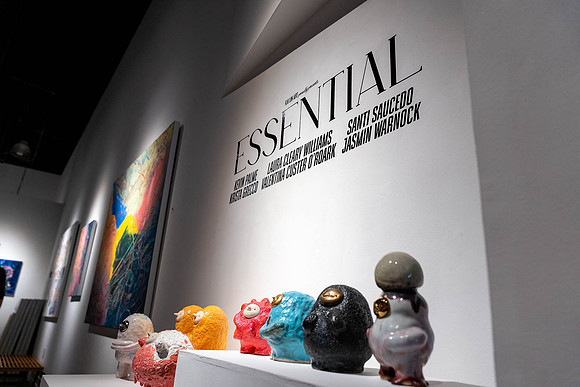 2025-03-14 KAI LIN ART ESSENTIAL-VAL08993
