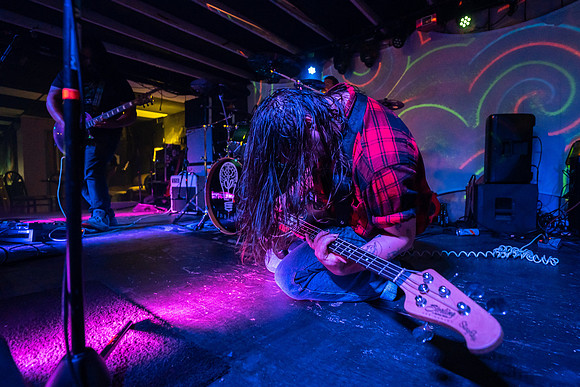 Obvious Liars at The Wormhole photography by Valentin Sivyakov-VAL03796