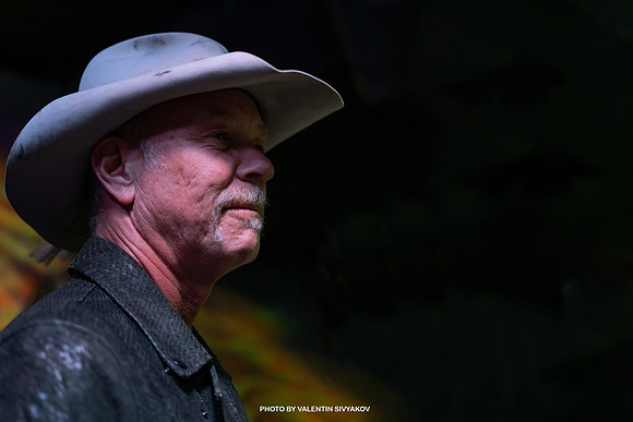 OFF Stage Bastardan Klept Dart at Smiths Olde Bar Photo By Valentin Sivyakov-VAL01384