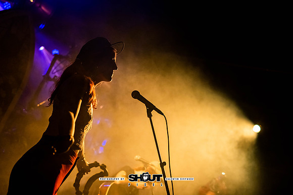 Rainbow Girls Twin Twangler Tour photo by Valentin Sivyakov
