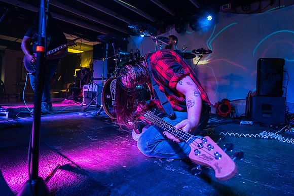 Obvious Liars at The Wormhole photography by Valentin Sivyakov-VAL03791