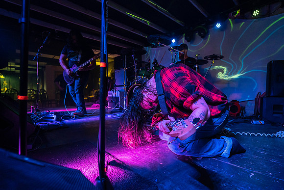 Obvious Liars at The Wormhole photography by Valentin Sivyakov-VAL03802