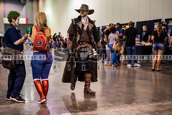 182-Savannah-Mega-Comic-Con-event-photography-by-Valentin-Sivyakov