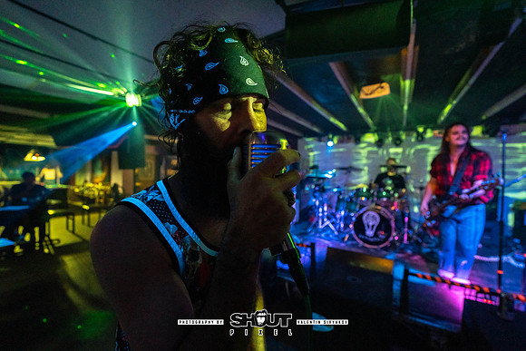 Obvious Liars at The Wormhole photography by Valentin Sivyakov-VAL03684