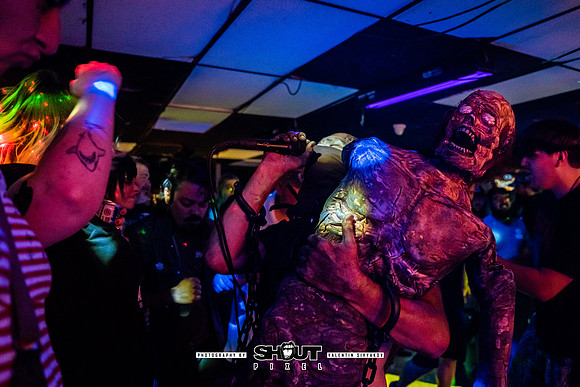 0040-Off-stage Captured by Robots show at Wormhole, Savannah, GA photo by Valentin Sivyakov-VAL04380