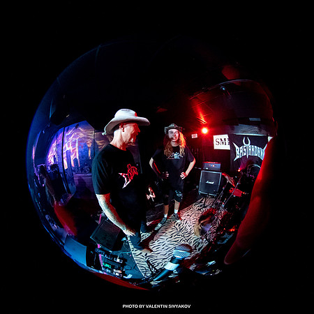 OFF Stage Bastardan Klept Dart at Smiths Olde Bar Photo By Valentin Sivyakov-VAL01131