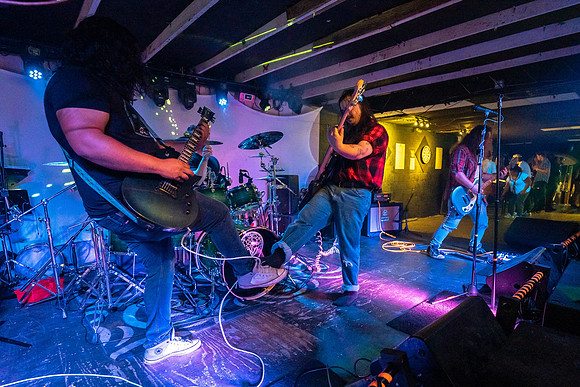 Obvious Liars at The Wormhole photography by Valentin Sivyakov-VAL03692
