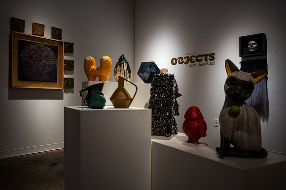 0172 Kai Lin Art OBJECTS-VAL02828