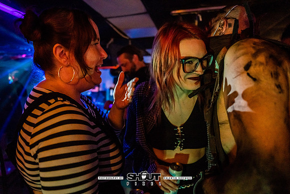 0032-Off-stage Captured by Robots with Pink Peugeot and JUS B show photo by Valentin Sivyakov-VAL03931