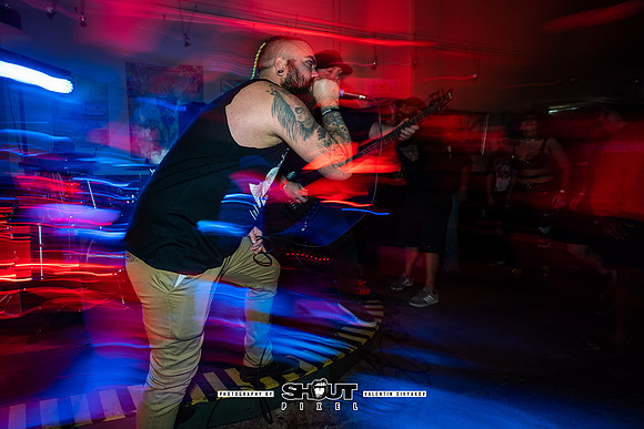 0054-Guns to Gallows at AURA Fest-0059-VAL00091