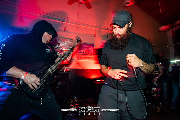 0031-Guns to Gallows at AURA Fest-0036-VAL09975