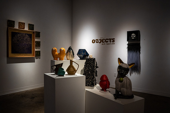 0170 Kai Lin Art OBJECTS-VAL02823