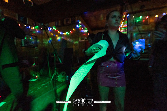 0076-Off-Stage Donna Savage--Fauvely-Smalltalk-Joshydrop at El-Rocko Lounge photo by Valentin Sivyakov-VAL08528