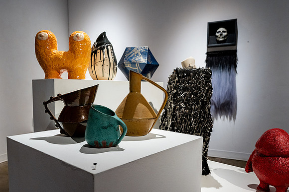 0051 Kai Lin Art OBJECTS-VAL02575