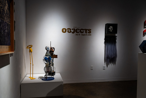 0241 Kai Lin Art OBJECTS-VAL02971