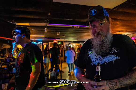 0037-Off-stage Captured by Robots with Pink Peugeot and JUS B show photo by Valentin Sivyakov-VAL04048