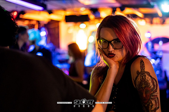 0069-Off-stage Captured by Robots with Pink Peugeot and JUS B show photo by Valentin Sivyakov-VAL05192