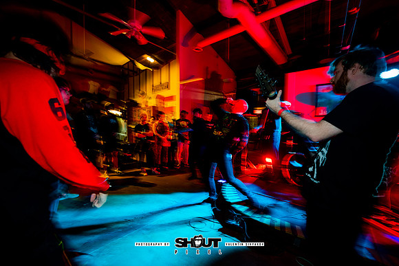 SIX at Mosh For Tots 2021 Presents AURA Fest photo by Valentin Sivyakov VAL08453