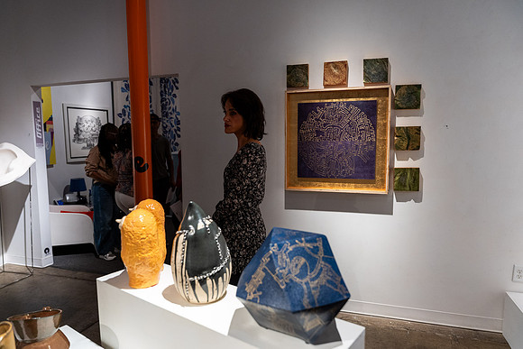 0244 Kai Lin Art OBJECTS-VAL02978