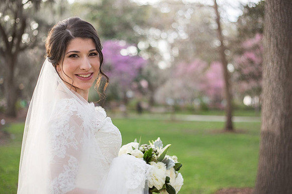 Forsyth-Park-Savannah-bridal-portrait-photographer-1365x910