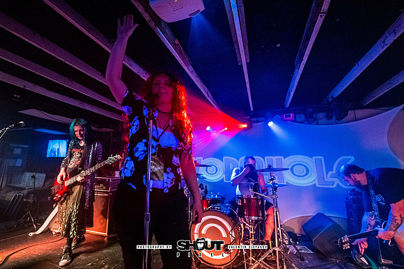 059-I Alone at Nightmare before Christmas Metal Show Wormhole bar photo by Valentin Sivyakov