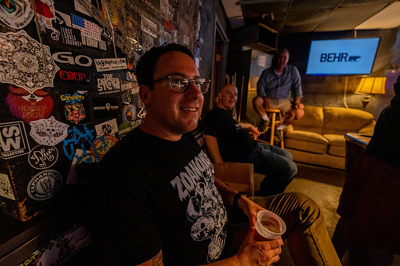 85-The Dog Days of Rock II at Wormhole Off-StageVAL07676