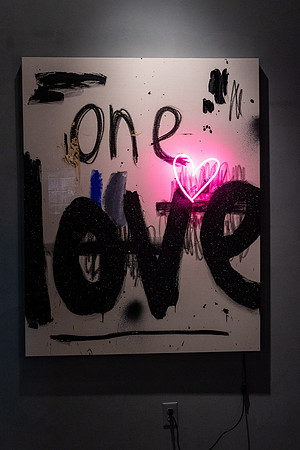 0198 Kai Lin Art OBJECTS-VAL02875