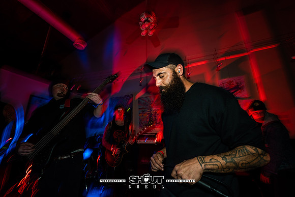 0027-Guns to Gallows at AURA Fest-0032-VAL09959