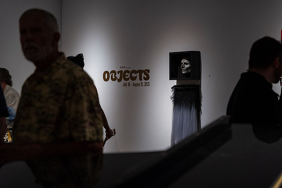 0293 Kai Lin Art OBJECTS-VAL03092